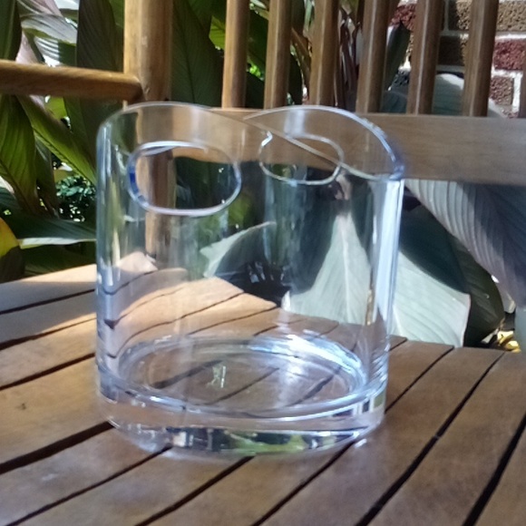 Tiffany & Co 24% lead Crystal ice bucket with cut out side handles - Picture 3 of 6